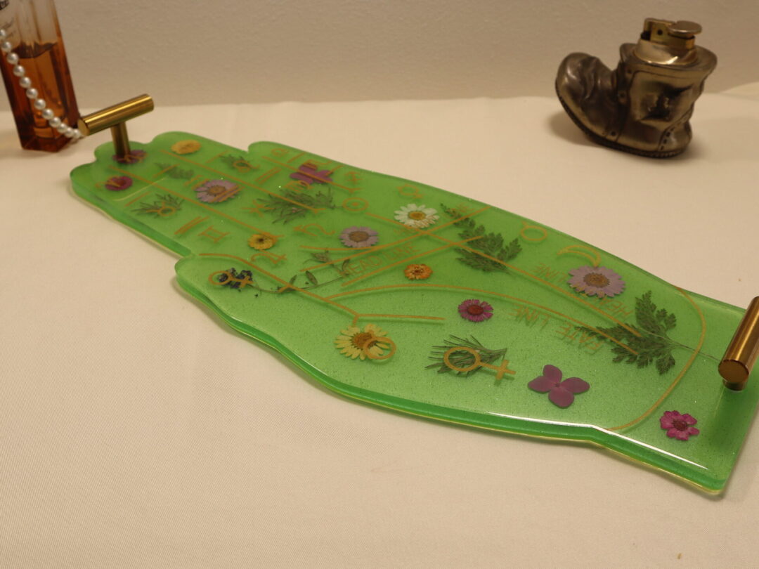 Botanical Epoxy Resin Serving Tray - Handmade Decorative Coffee Table Tray