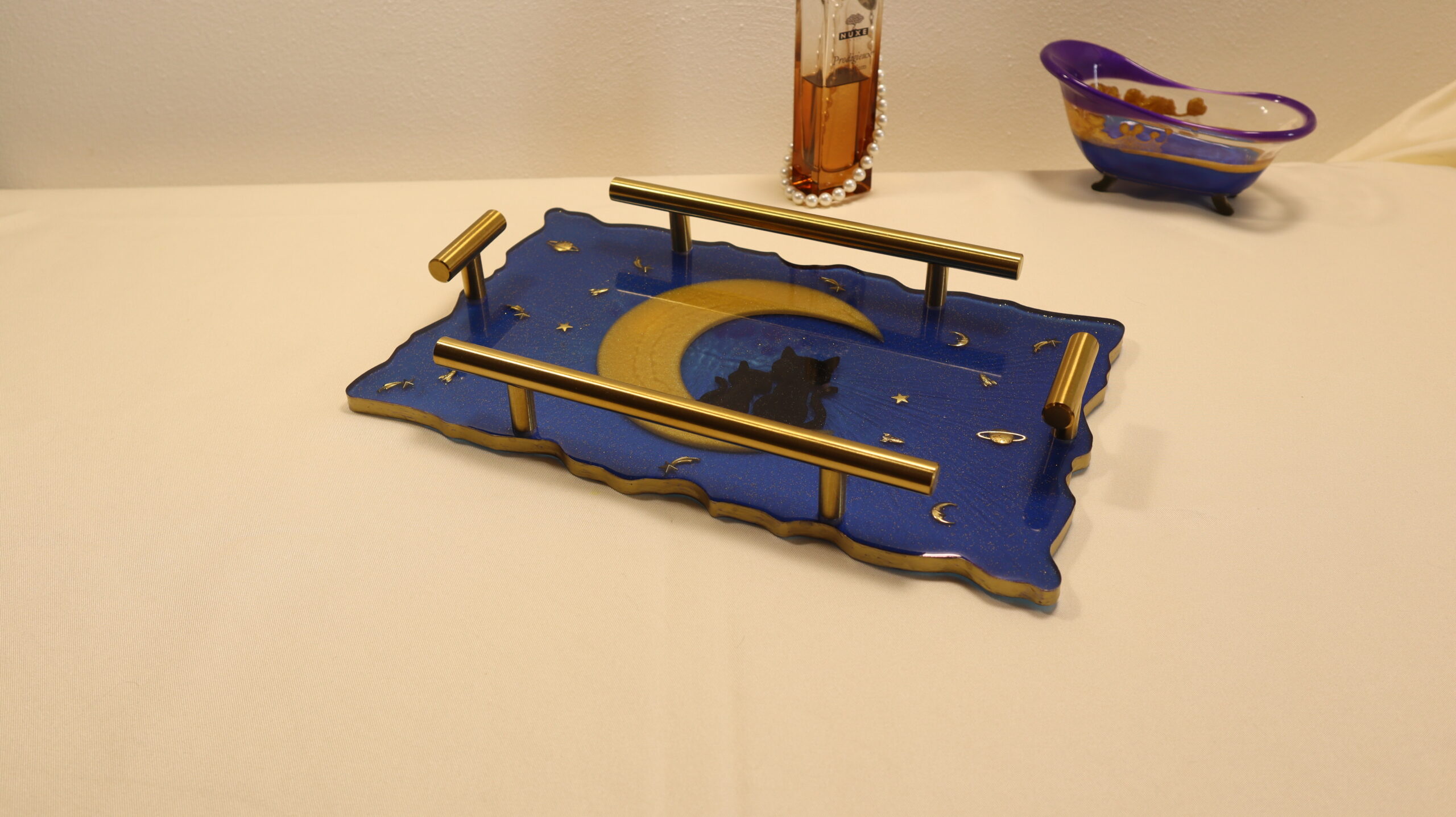 Midnight Epoxy Resin Serving Tray – Handmade Elegant Decorative Coffee Table Tray