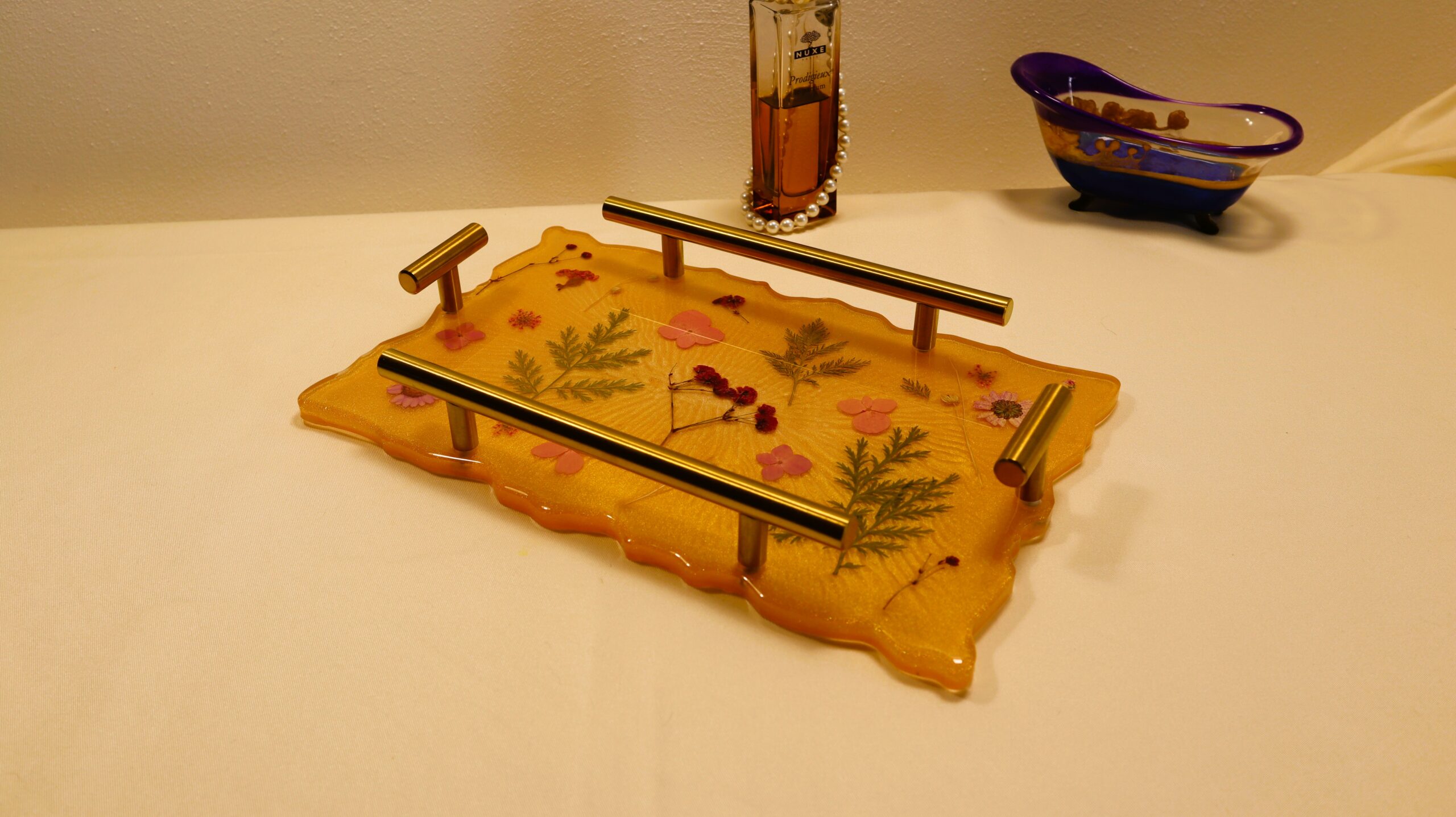 Golden Floral Epoxy Resin Serving Tray – Handmade Decorative Coffee Table Tray