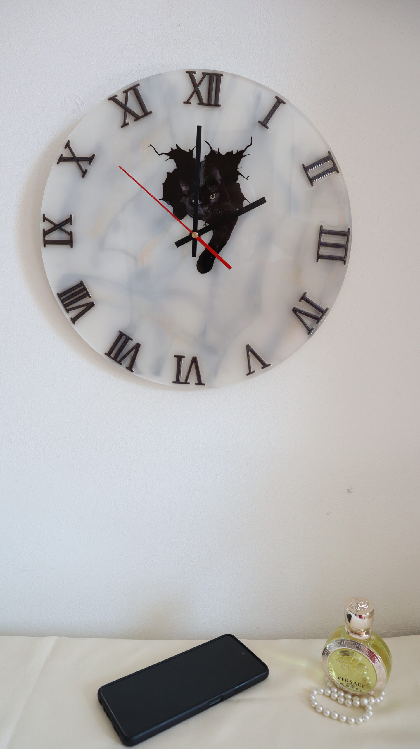 Black Cat Epoxy Resin Wall Clock - Handmade Wood Resin Decorative Clock - Image 2