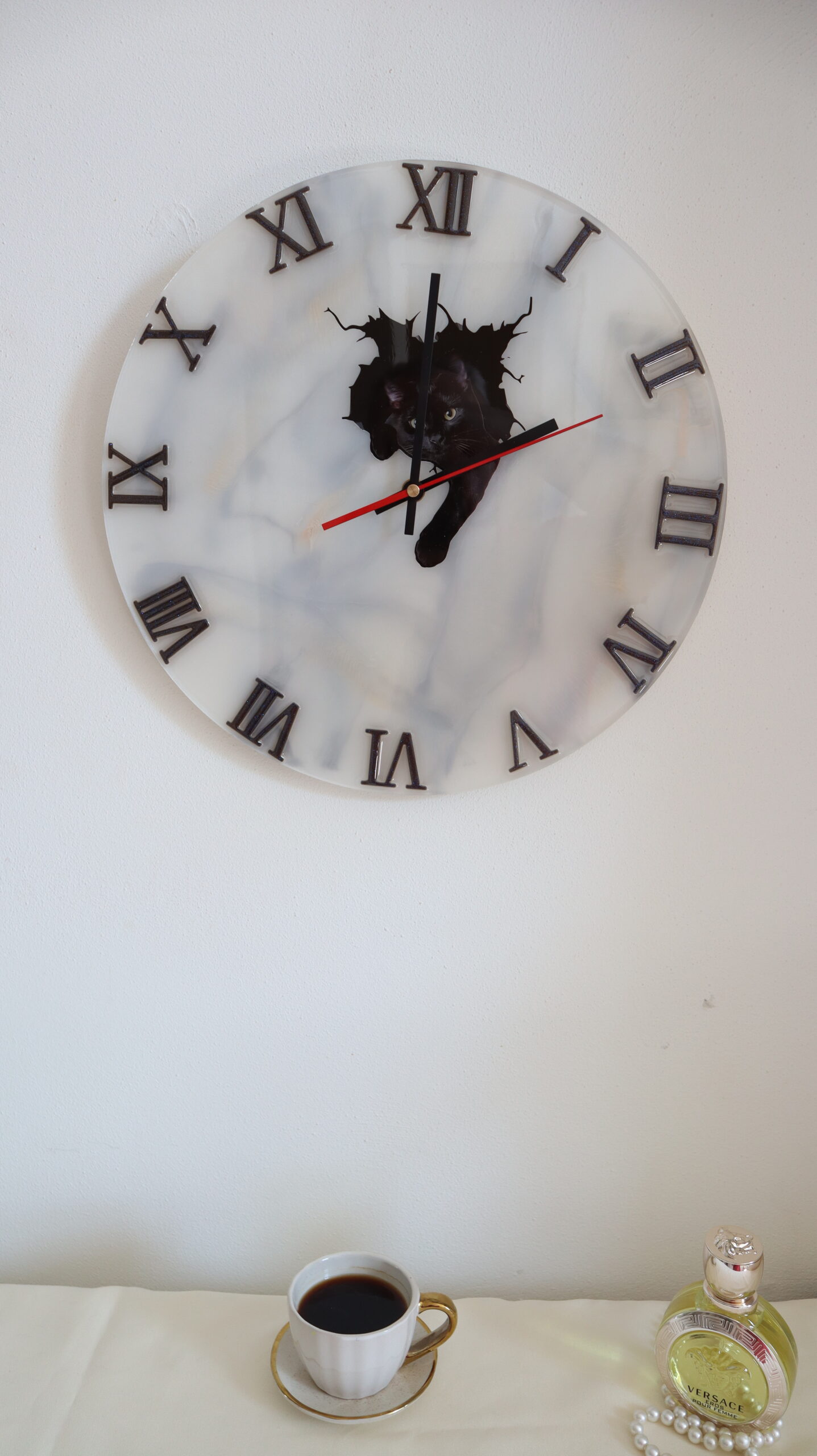 Black Cat Epoxy Resin Wall Clock - Handmade Wood Resin Decorative Clock - Image 5