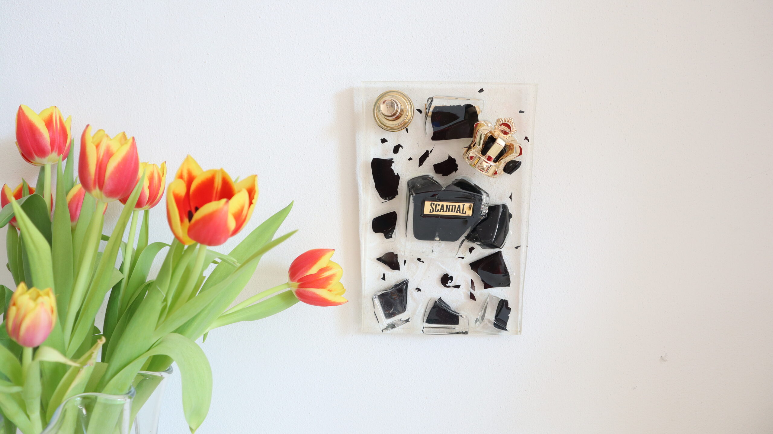 Luxury Perfume Epoxy Resin Wall Art – Handmade Abstract Statement Decor