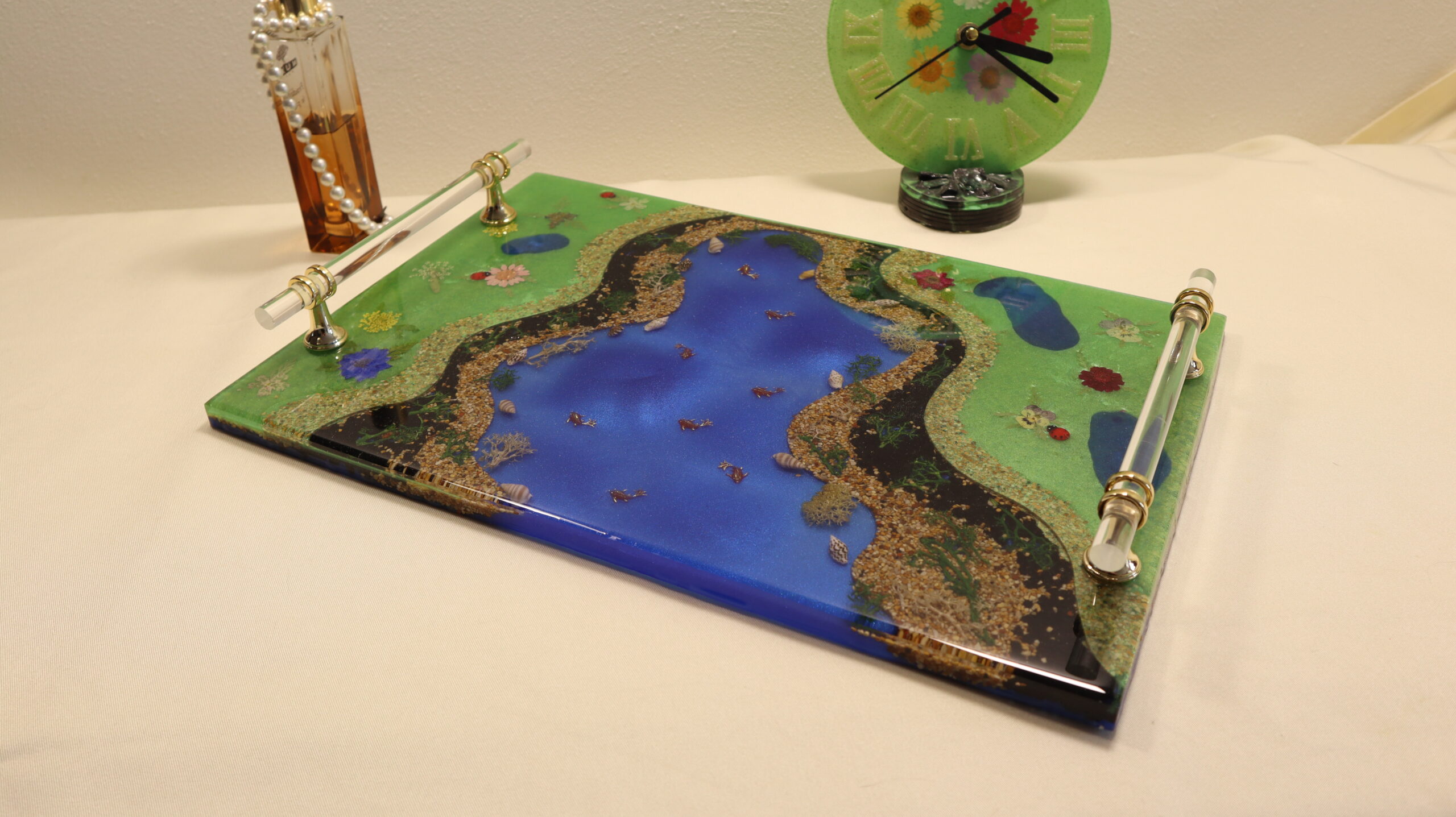 River-Inspired Epoxy Resin Serving Tray – Handmade Decorative Coffee Table Tray