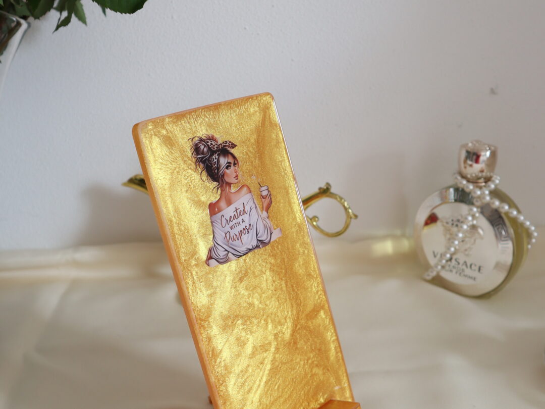 Created with a Purpose – Handmade Epoxy Resin Phone Holder