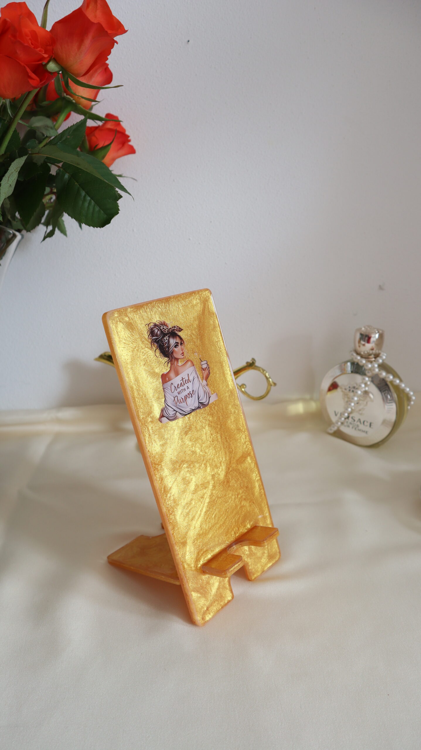 Created with a Purpose – Handmade Epoxy Resin Phone Holder