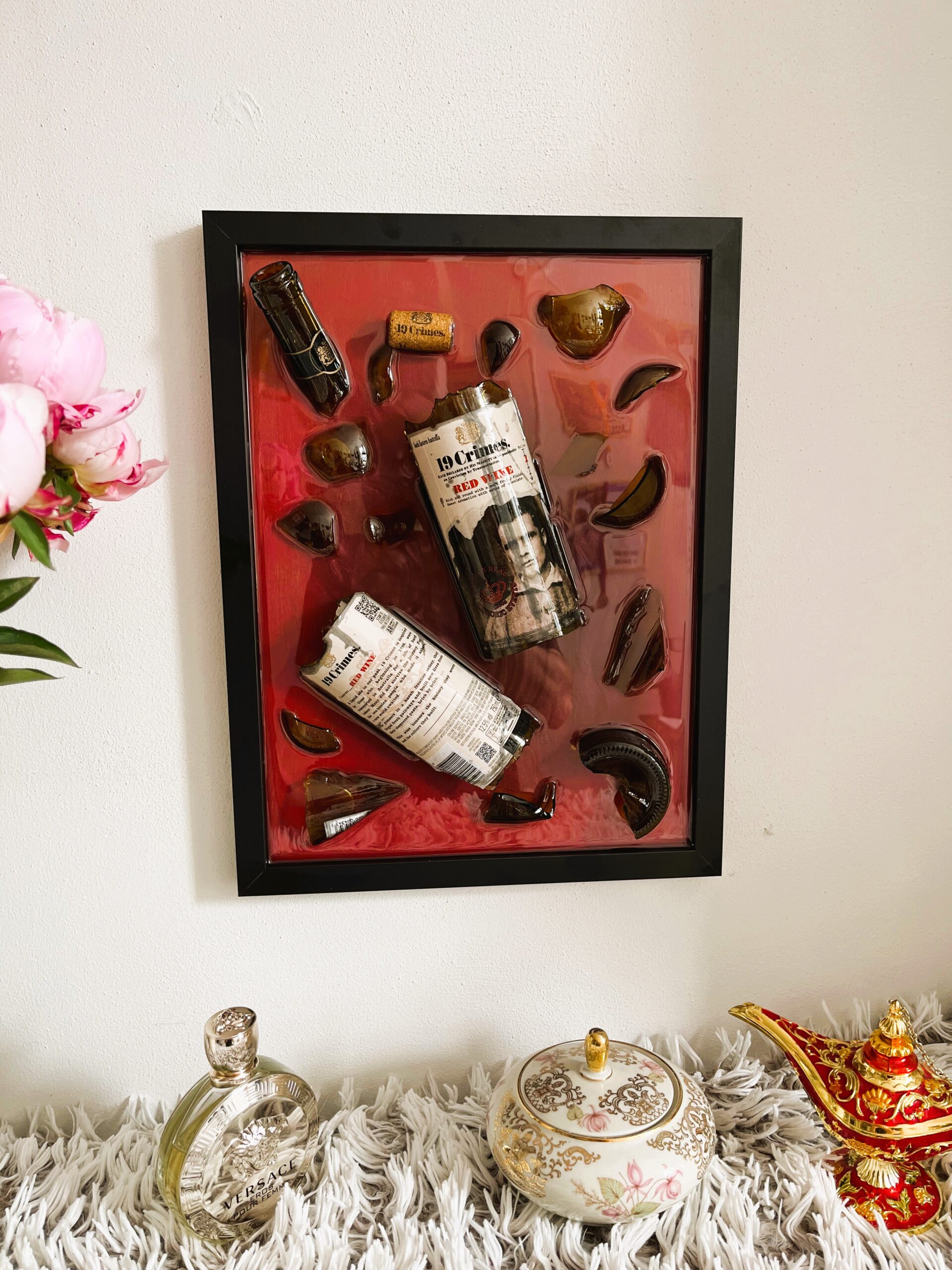 CRIME & WINE - Image 2