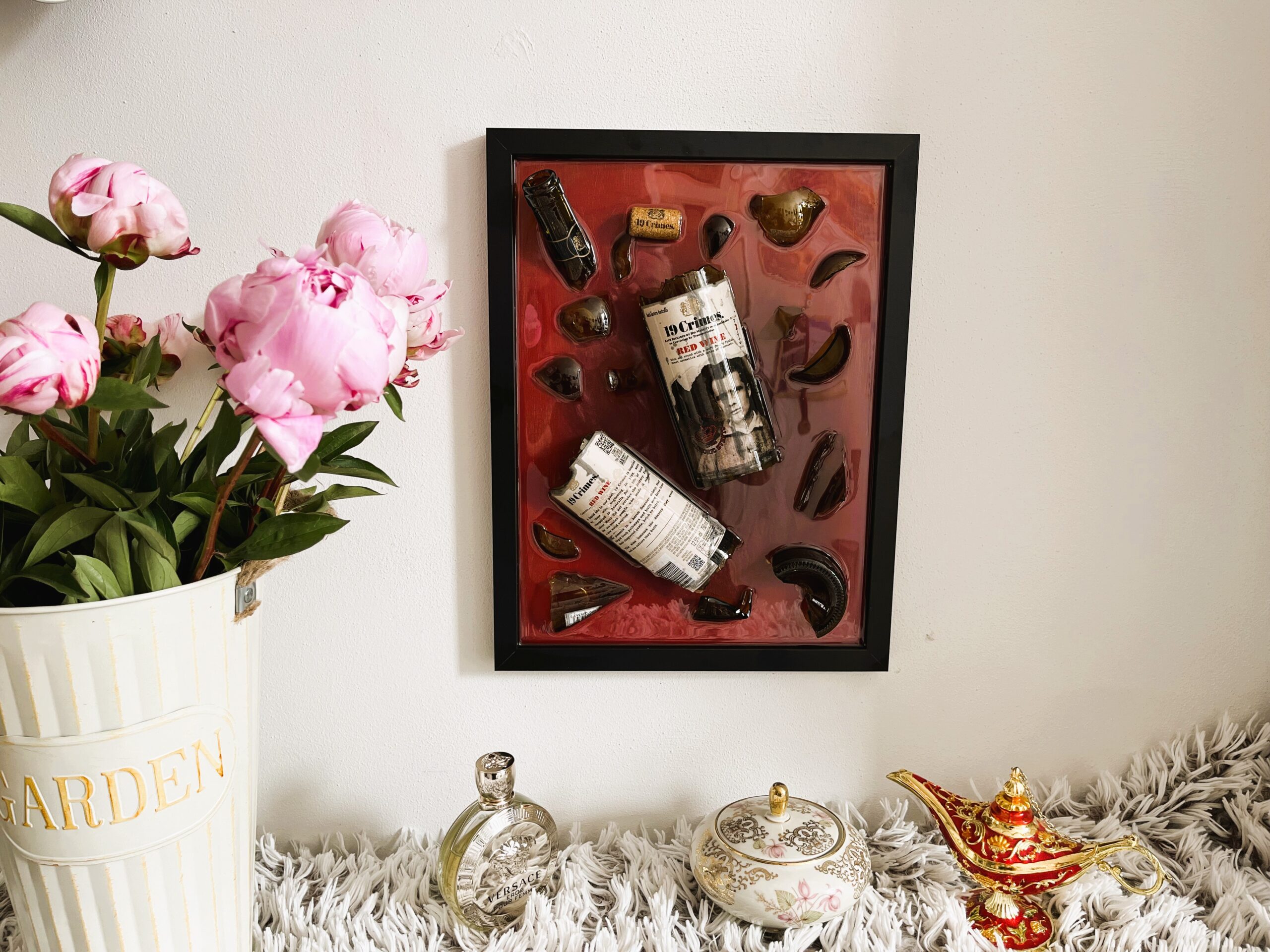 CRIME & WINE - Image 5